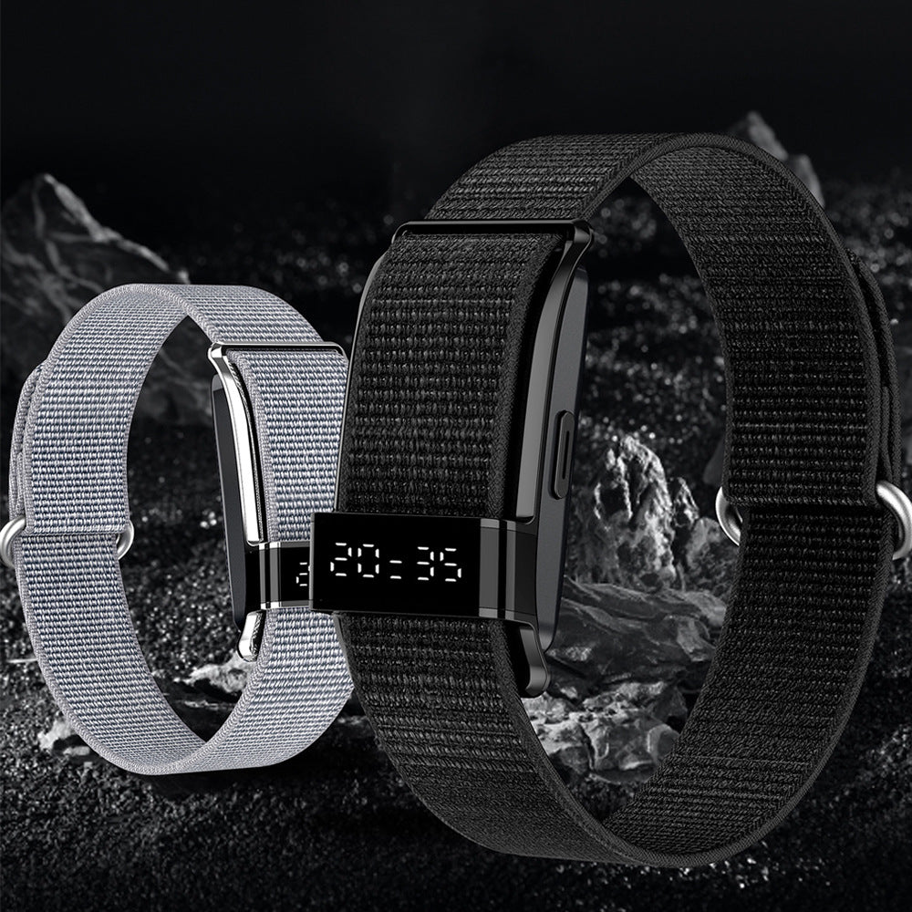 New S18 Cross-Border Hot-Selling Model, Screen-Less Smart Sports Bracelet With Step Counting, Sleep Monitoring, And Incoming Call Vibration Alert